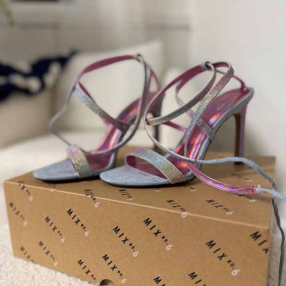 Sparkly heels 7 - Picture 3 of 4